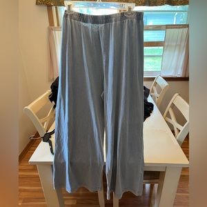 Z Supply brand casual wide leg pants medium blue